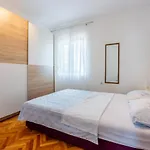 Apartamento Zvek