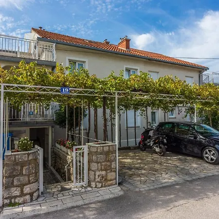 Zvek * Crikvenica